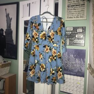 3 quarter sleeve, light blue/floral dress.